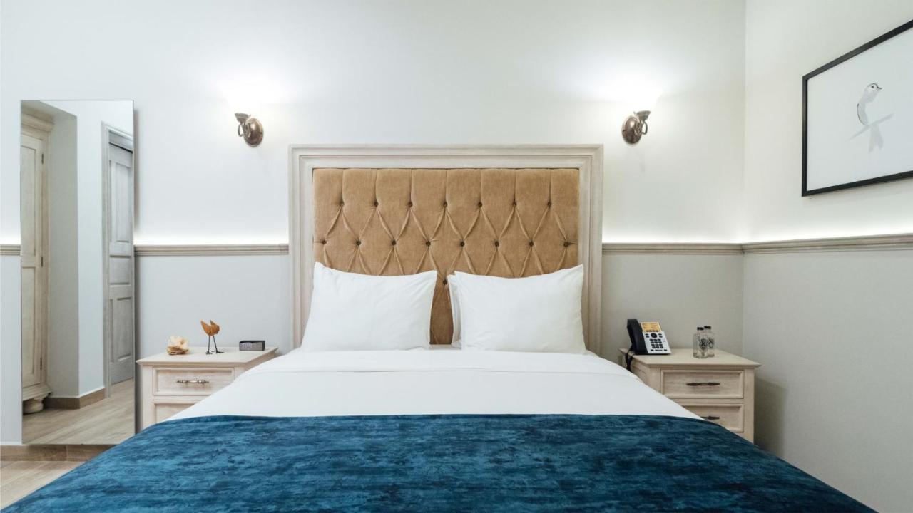 Royalty Hotel 4*